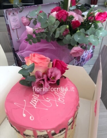 Torta e fiori